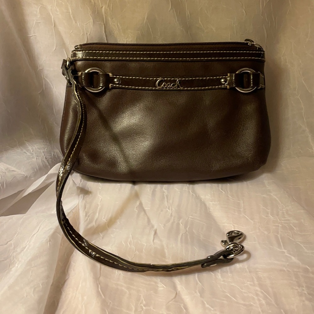 Coach wristlet - Picture 5 of 6